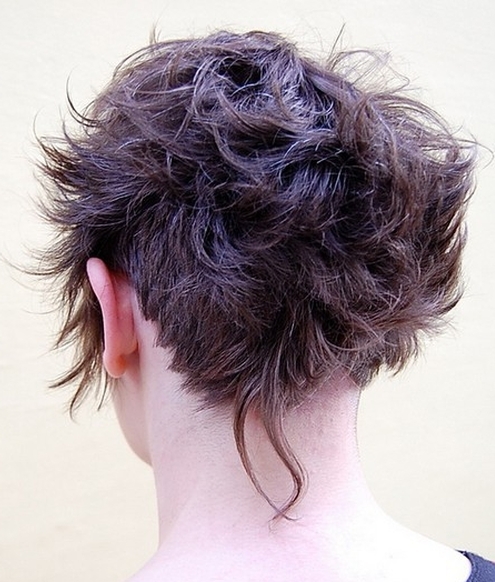 cieniowane fryzury krótkie uczesanie damskie zdjęcie numer 156A